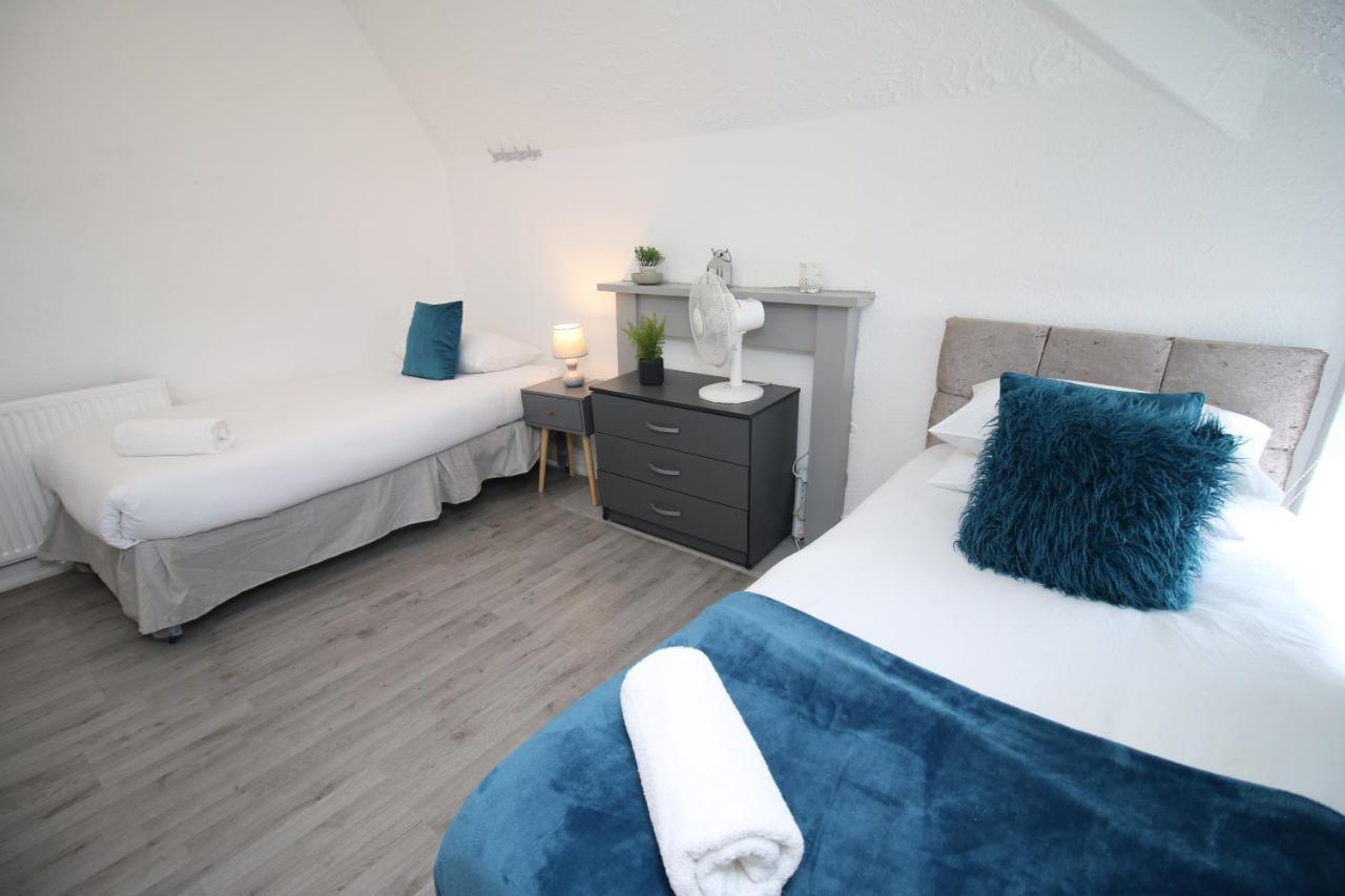 كارديف Free Local Parking - Fast Wifi - Sleeps 10 Guests By Property Promise المظهر الخارجي الصورة